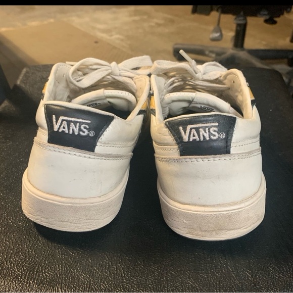 Vintage Y2K Leather Lightning Bolt Vans  Size 10 - Picture 2 of 6